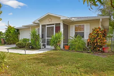 1723 NE 1st Pl, Cape Coral, FL 33909 - Photo 1