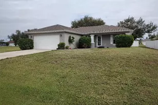 1719 SW 2nd Pl, Cape Coral, FL 33991 - Photo 1