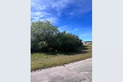 7024 Rich Cir, Labelle, FL 33935 - Photo 1