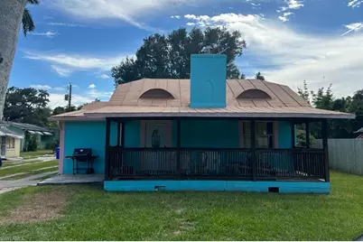 3516 E Riverside Dr, Fort Myers, FL 33916 - Photo 1