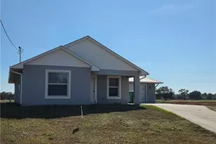 5010 Dolphin Ct, Labelle, FL 33935 - Photo 1