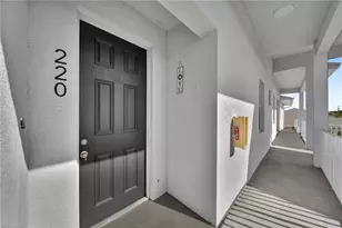 275 SW 4th St, Cape Coral, FL 33991 - Photo 1