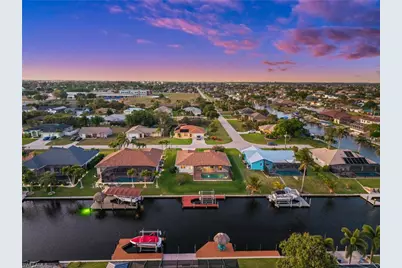 210 SW 37th Ter, Cape Coral, FL 33914 - Photo 35