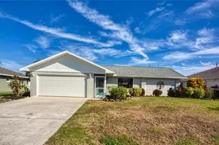625 SE 1st Pl, Cape Coral, FL 33990 - Photo 1