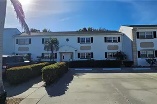 1506 Edgewater Cir, Fort Myers, FL 33919 - Photo 1