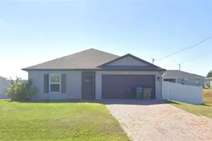 1024 NE 44th St, Cape Coral, FL 33909 - Photo 1