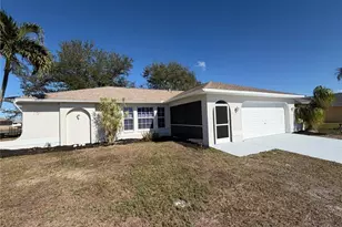 907 NE 17th Terrace, Cape Coral, FL 33909 - Photo 1