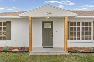 1099 Branthoover Ln, Moore Haven, FL 33471 - Photo 1