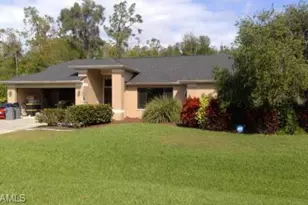 6680 Kestrel Cir, Fort Myers, FL 33966 - Photo 1