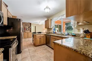 4559 Springview Cir, Labelle, FL 33935 - Photo 13