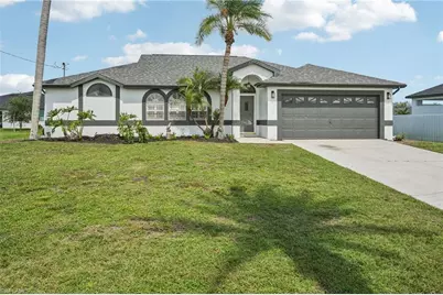 479 NE 2nd Pl, Cape Coral, FL 33909 - Photo 1