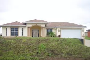 2423 NW 8th Pl, Cape Coral, FL 33993 - Photo 1