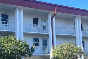 1700 Pine Valley Dr, Fort Myers, FL 33907 - Photo 1