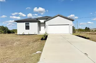8304 Lena Ct, Labelle, FL 33935 - Photo 1