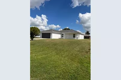 2817 NE 4th Ave, Cape Coral, FL 33909 - Photo 1