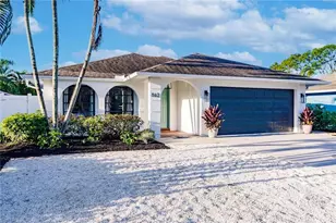 842 99th Ave N, Naples, FL 34108 - Photo 1
