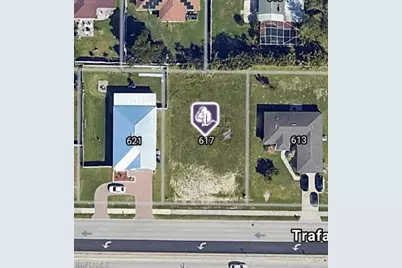 617 Trafalgar Pkwy, Cape Coral, FL 33991 - Photo 1