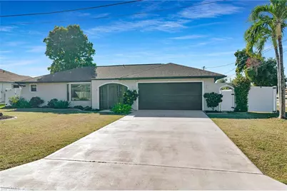 102 SE 42nd St, Cape Coral, FL 33904 - Photo 1