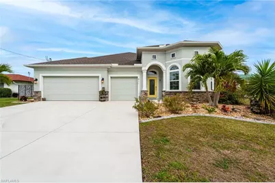 811 SE 33rd Ter, Cape Coral, FL 33904 - Photo 1