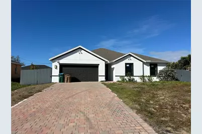 1304 NE 9th Pl, Cape Coral, FL 33909 - Photo 1