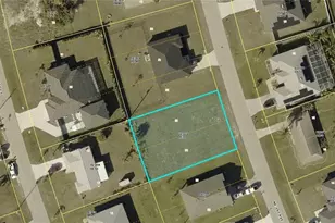 452 NE 1st Ave, Cape Coral, FL 33909 - Photo 1