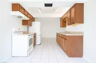 2105 Canal St, Fort Myers, FL 33901 - Photo 1