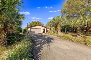 1115 Hibiscus Ave, Lehigh Acres, FL 33972 - Photo 1