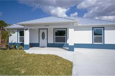 5033 N Peachtree Cir, Labelle, FL 33935 - Photo 1