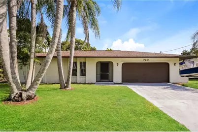 720 SW 8th Ter, Cape Coral, FL 33991 - Photo 1