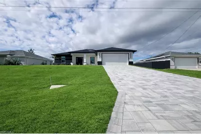 3018 NE 1st Pl, Cape Coral, FL 33909 - Photo 1