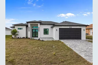 1310 NE 7th Pl, Cape Coral, FL 33909 - Photo 1