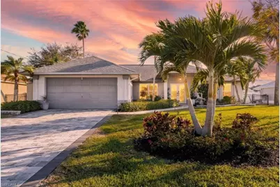 842 SW 47th St, Cape Coral, FL 33914 - Photo 1