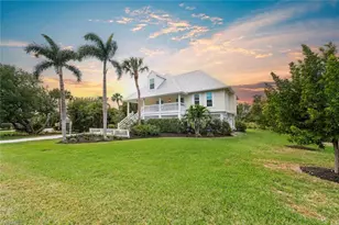 253 Daniel Dr, Sanibel, FL 33957 - Photo 1