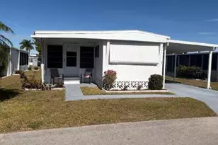 47 Poinsettia Dr, Fort Myers, FL 33905 - Photo 1