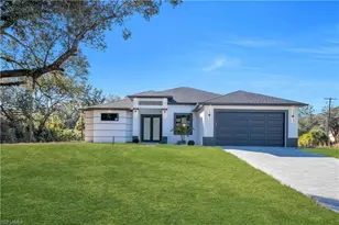 1923 Wellington Ave, Lehigh Acres, FL 33972 - Photo 1