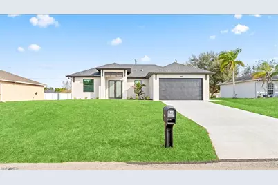 1941 NE 15th St, Cape Coral, FL 33909 - Photo 1