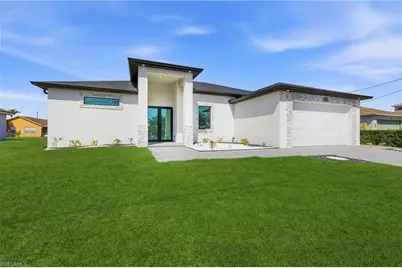921 NE 15th St, Cape Coral, FL 33909 - Photo 1