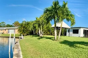 421 Cross St, North Fort Myers, FL 33903 - Photo 1