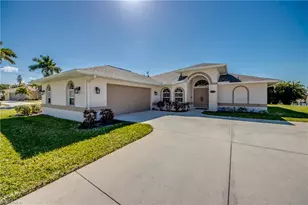1732 Palaco Grande Pkwy, Cape Coral, FL 33904 - Photo 1