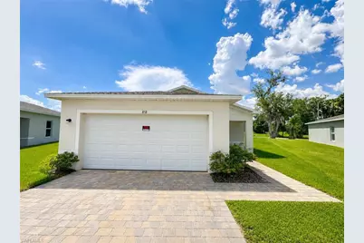 858 Friendship Cir, Labelle, FL 33935 - Photo 1