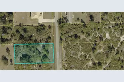 805 Lincoln Ave, Lehigh Acres, FL 33972 - Photo 1