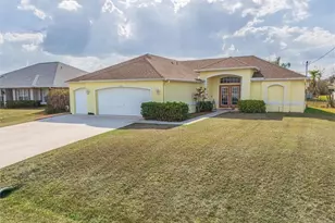 1630 SW 9th Pl, Cape Coral, FL 33991 - Photo 1