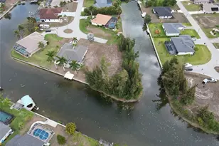 507 SW 7th Terrace, Cape Coral, FL 33991 - Photo 1