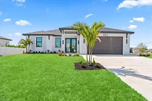 822 NE 19th St, Cape Coral, FL 33909 - Photo 1