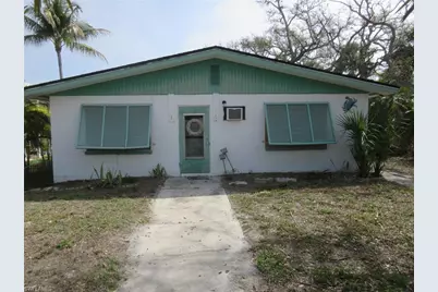 123 Falkirk St, Fort Myers Beach, FL 33931 - Photo 1