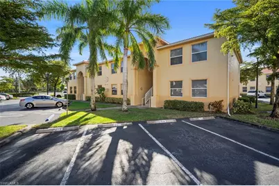 4241 Bellasol Cir #1924, Fort Myers, FL 33916 - Photo 1