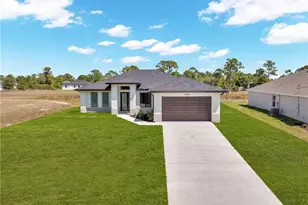 6029 Keystone Cir, Labelle, FL 33935 - Photo 1