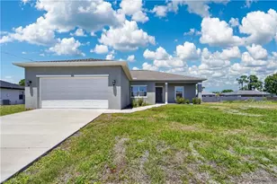 1001 NE 35th Ln, Cape Coral, FL 33909 - Photo 1