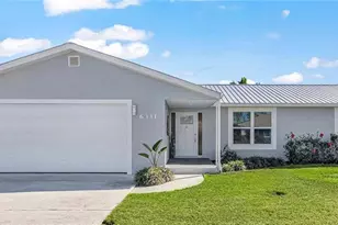 6331 Plumosa Ave, Fort Myers, FL 33908 - Photo 1