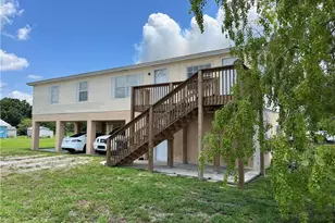 901 Thatcher Blvd, Moore Haven, FL 33471 - Photo 1